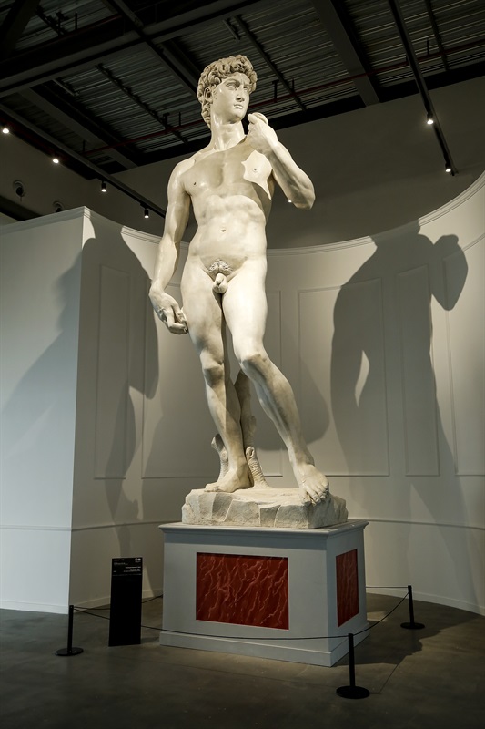 ��������