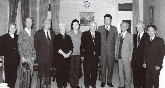 ������ʷ�ݹ�Ա����������®�������ơ��ֿ����������ȷ����¼���