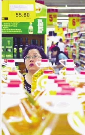 ³��������ͷ�ư�ʳ�����д�������С��װ�г�