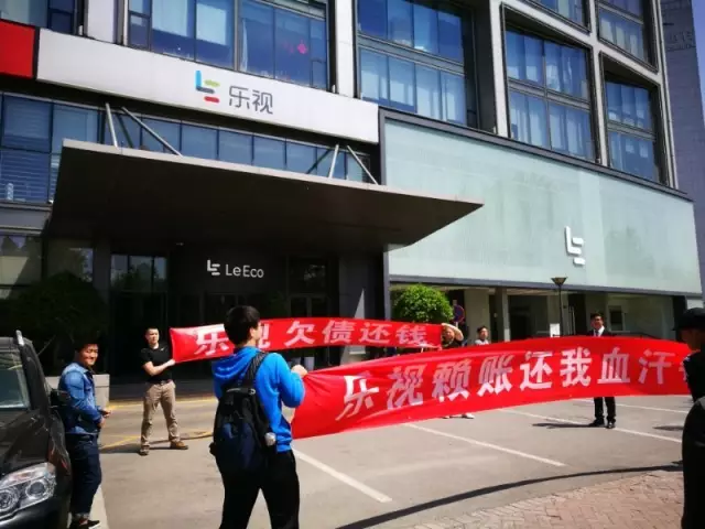 �׵���������