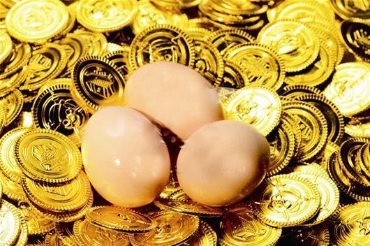 ����С���ӣ�Ϊʲô�ܶ��˻�200Ԫ�һ�100Ԫ