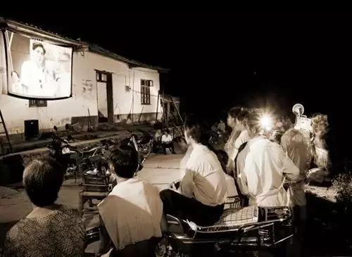 30��ǰ�ġ���Ԫ��������ֵ����Ǯ����������