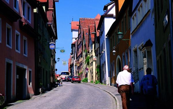 �Ȱ���Ǯ�ĵ¹��ˣ��Ȳ��� Ҳ������