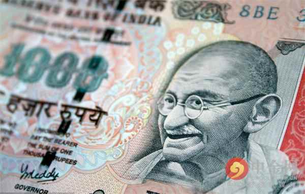 ¬��/��Ԫ��65.3275����ǰһ�ȵ���65.3550��Ϊ3��24��������λ������Ա��ʾ��¬���µ����ܵ���ҵ��Ԫ���̼��ʽ��������еĴ�ѹ��ӡ��¬����һ����65.12��