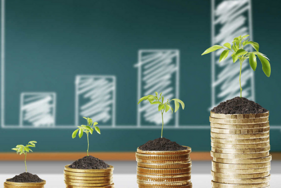 ��֪�������û��һ�ָо�����Ǯ�����еõ�����ϢԽ��Խ���ˡ���ʵ�ϣ�ȥ��5�ν�Ϣ�Ժ󣬴�������Ѿ�������ʷ�͵㡣����360ͳ����ʾ��Ŀǰ�����ٹ������л��ڴ�����ʵ��ڻ�׼���ʣ�0.35%������Ϊ0.3%��Ҳ����˵��һ������ڴ�һ�꣬һ������ֻ��30Ԫ�Ķ���Ϣ������3�·ݵ�CPIͬ��������2.3%���������2%��Ҳ����˵�������Ǯ�����л��ڣ����п����ܲ���CPI��