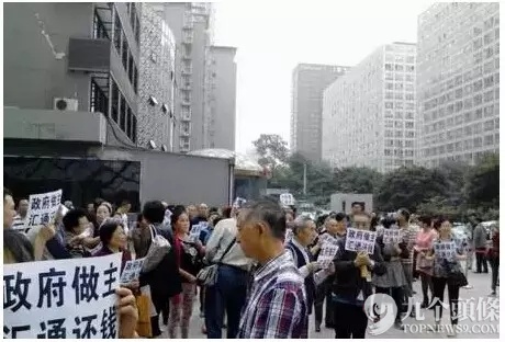 һ����������20%��30%�������ߵĻر�Ϊ���ӣ�Ͷ����һ��ʼͶ��ļ���󣬳�����ͷ����׷�Ӽ�ʮ���������������ս�������ܡ���ҵ���ա�