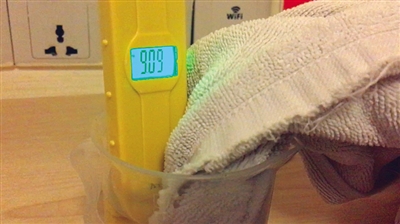 4月8日,7天酒店(刘家窑地铁站店),浴巾的PH值达9.09。